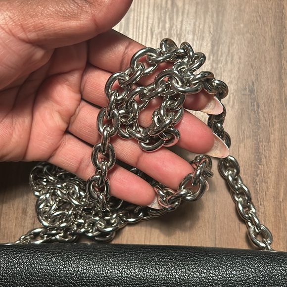 NWT Calvin Klein Minimal Monogram Chain Strap Wallet - Picture 7 of 8